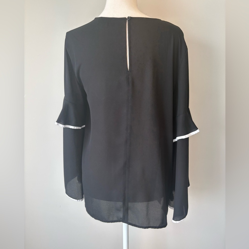 Loft Outlet Ruffled Bell Sleeve Blouse Tunic Size Small - Picture 4 of 10